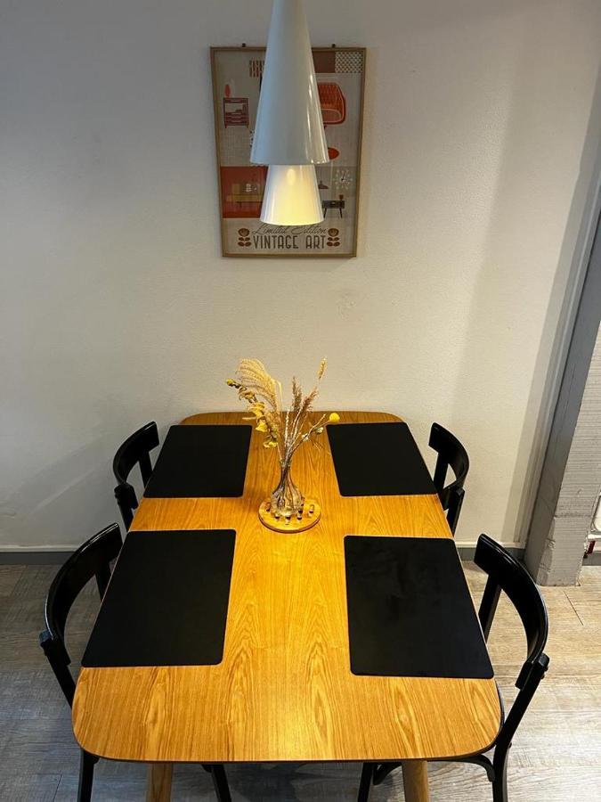 Villa à 30 m du coeur de la rue des Bains à Trouville-sur-Mer Extérieur photo